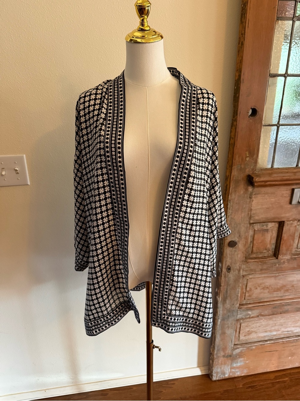 Max Studio Black & White Open-Front Patterned Cardigan
